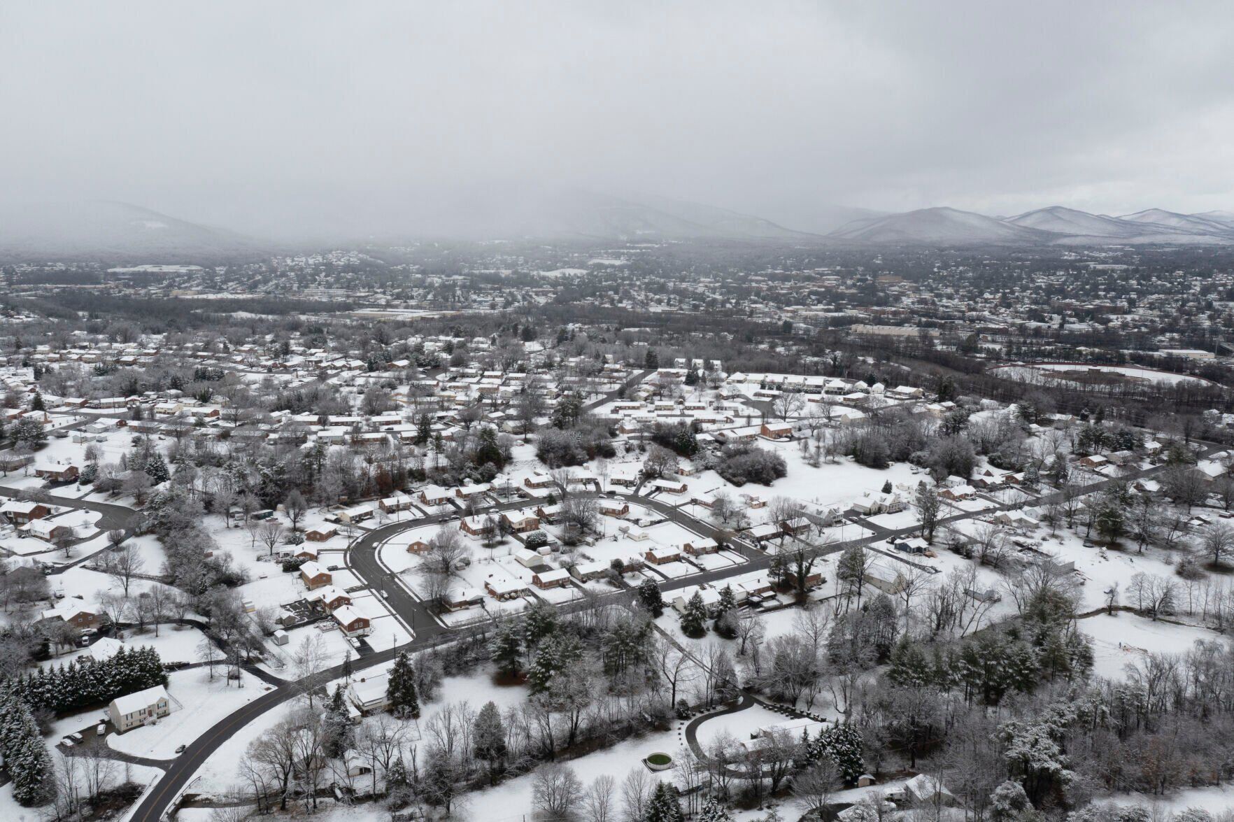 01032022 DH SalemSnow p04